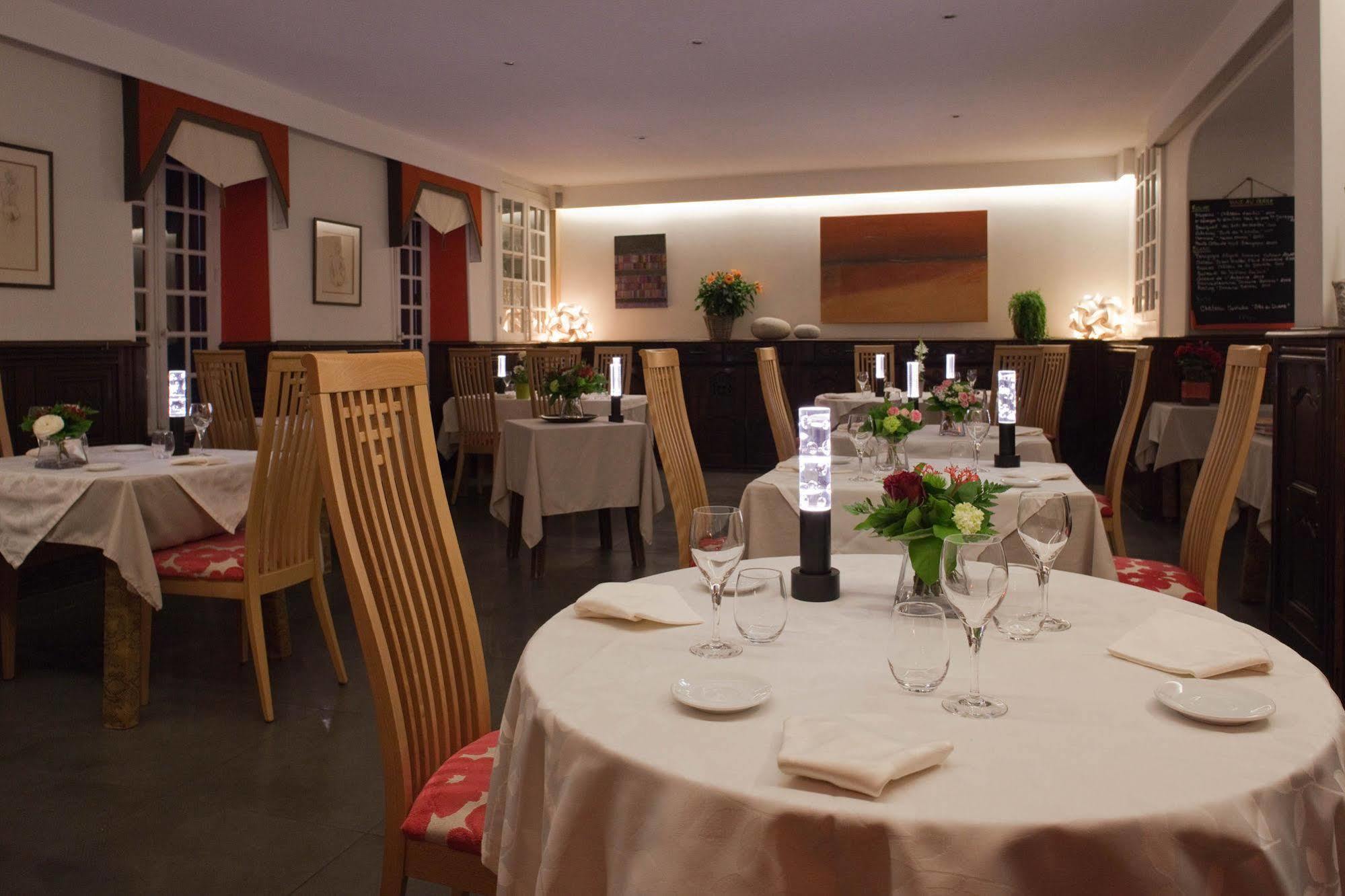 Hotel De France - Restaurant L'Insolite Дуарнене Екстер'єр фото